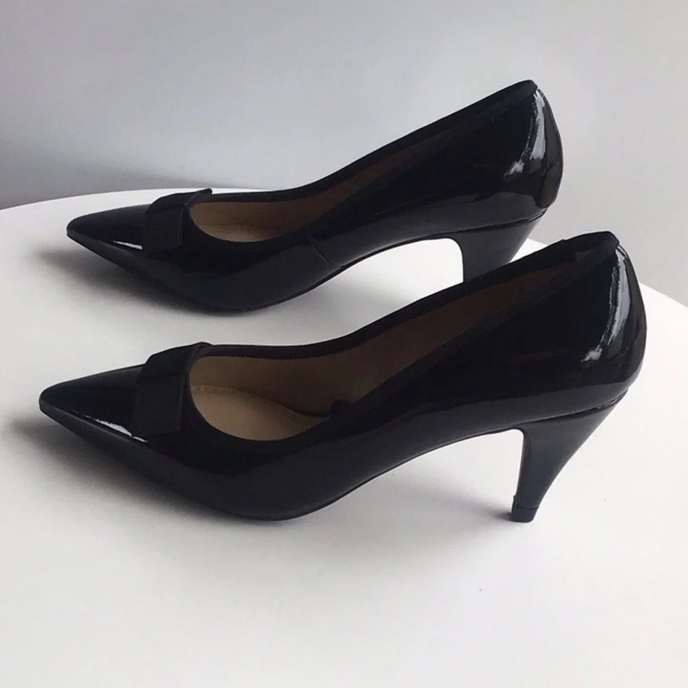Zara black pointy bow patent heels